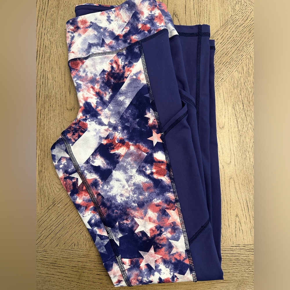 Never worn, full length leggings